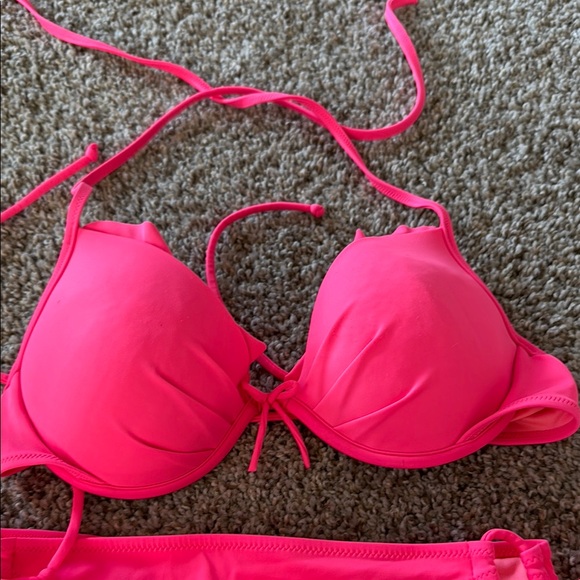 COPY - Vibrant Pink Bikini Set - Picture 2 of 6
